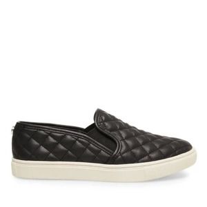 Steven Madden Ecent.rcq Quilted Slip On Shoes